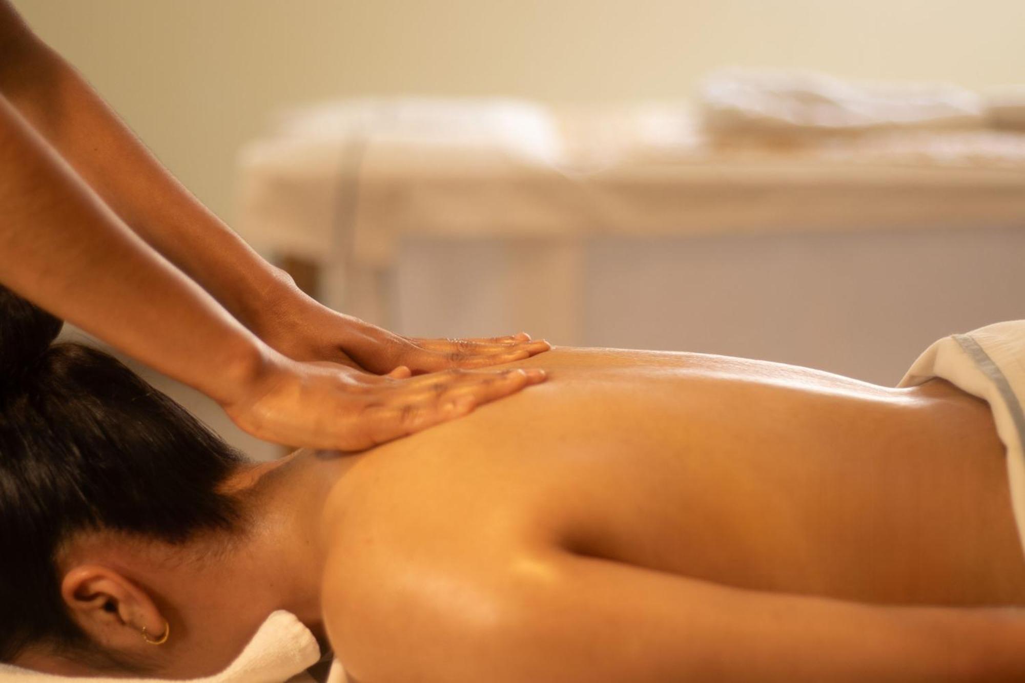 Fiesta Americana Hacienda Ixtapan De La Sal Eksteriør bilde Ayurvedic massage