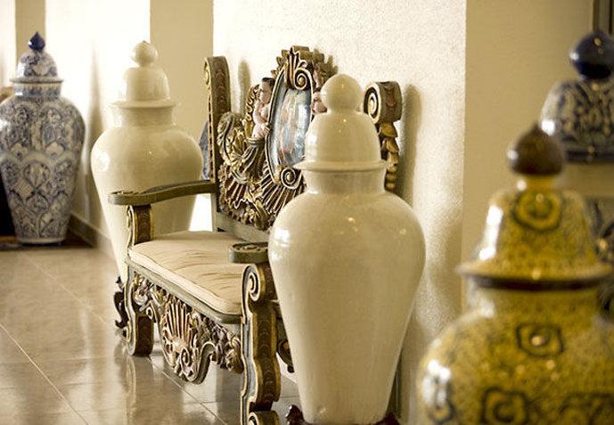 Fiesta Americana Hacienda Ixtapan De La Sal Eksteriør bilde A Ming dynasty porcelain vase
