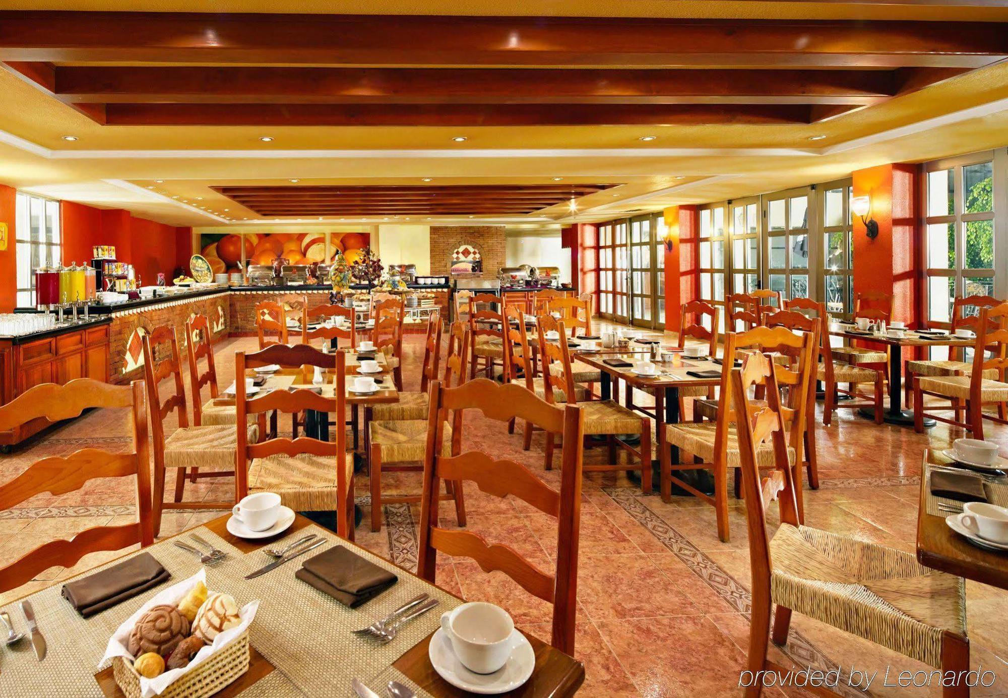 Fiesta Americana Hacienda Ixtapan De La Sal Eksteriør bilde The Garden Grille